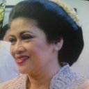 >Dewi Astutty Mochtar