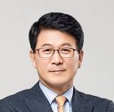 Yong Ki Lee